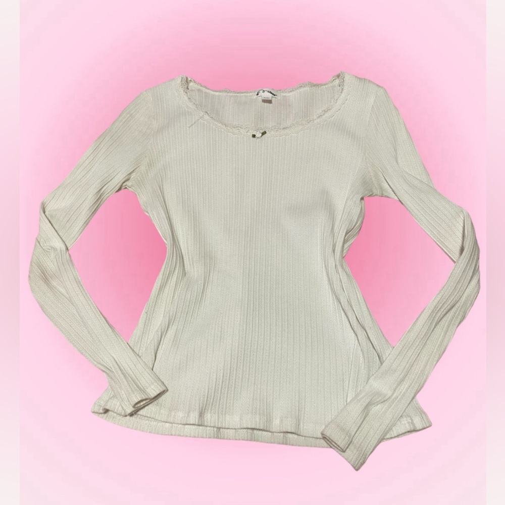 Long sleeve white shirt